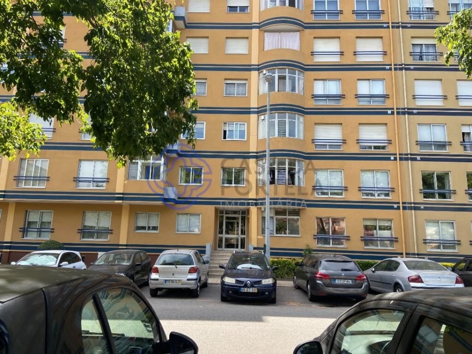 Apartamento T3 para Venda em São Mamede de Infesta e Senhora da Hora Foto 1
