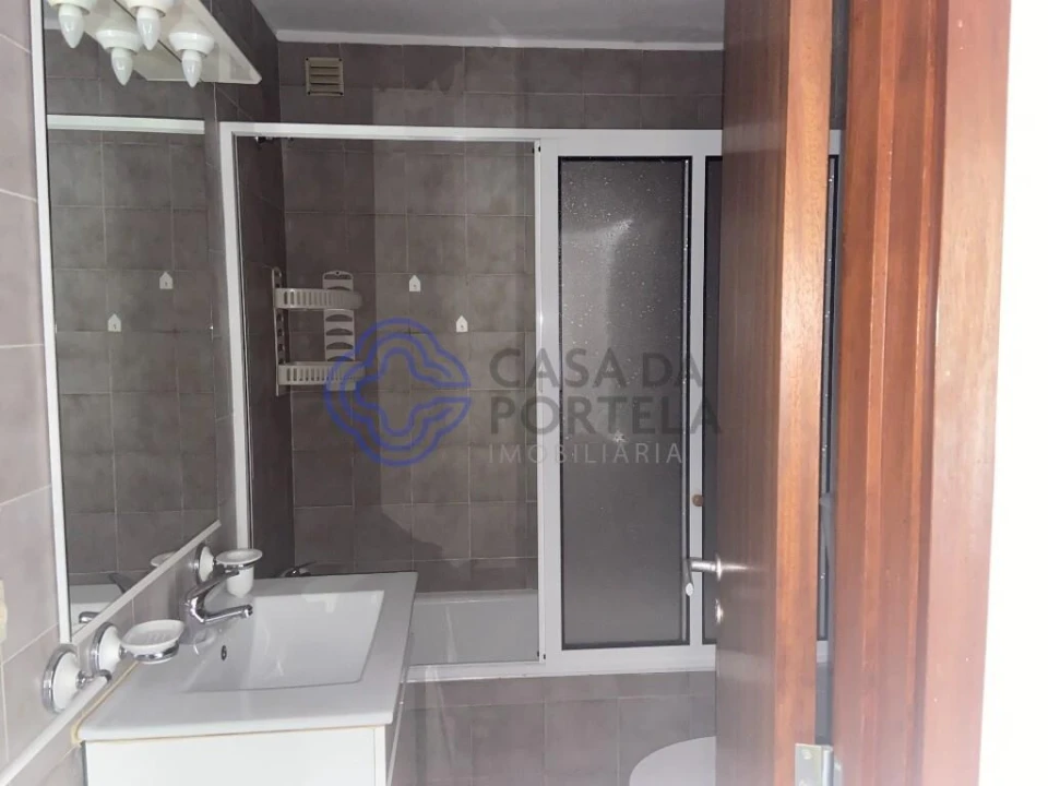 Apartamento T3 para Venda em São Mamede de Infesta e Senhora da Hora Foto 24