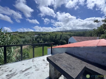 Moradia T2 para Venda em Cedros