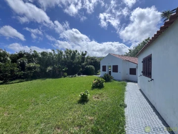 Moradia T2 para Venda em Cedros