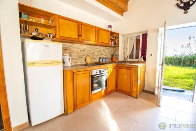 Moradia T2 para Venda em Cedros