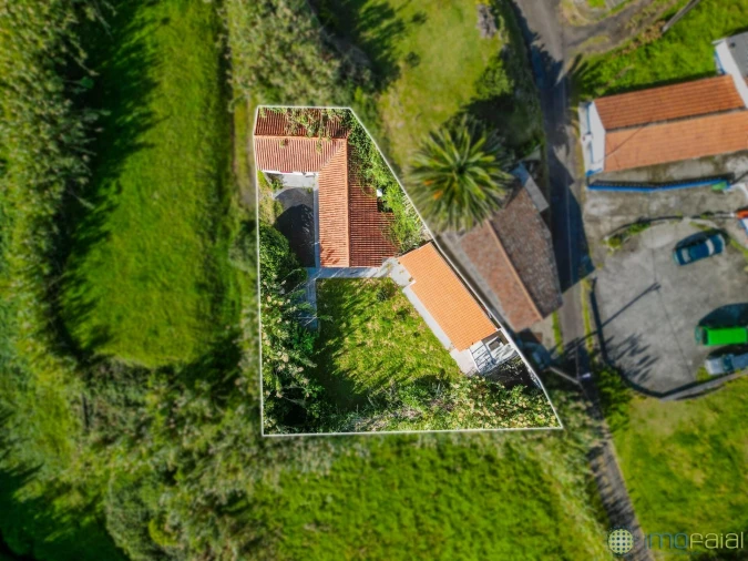 Moradia T2 para Venda em Cedros Foto 20