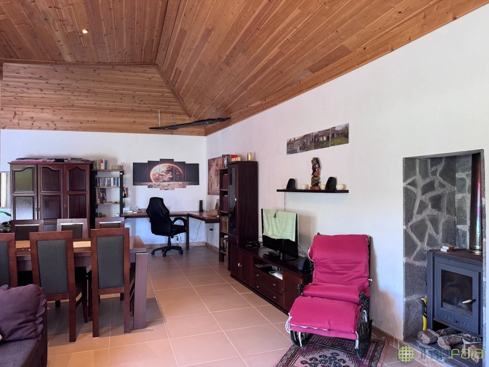 Moradia T2 para Venda em Cedros Foto 12