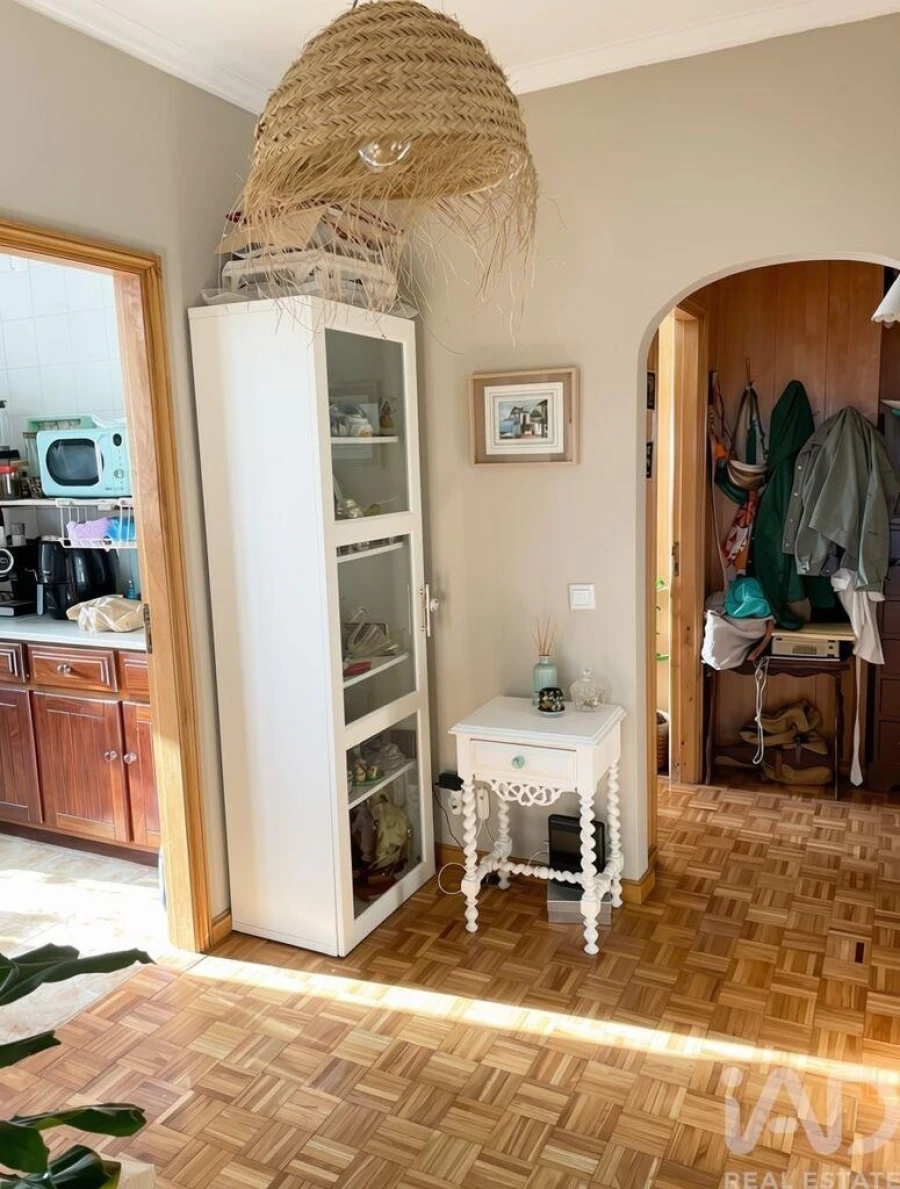 Apartamento T2 para Venda em Arcozelo Foto 11