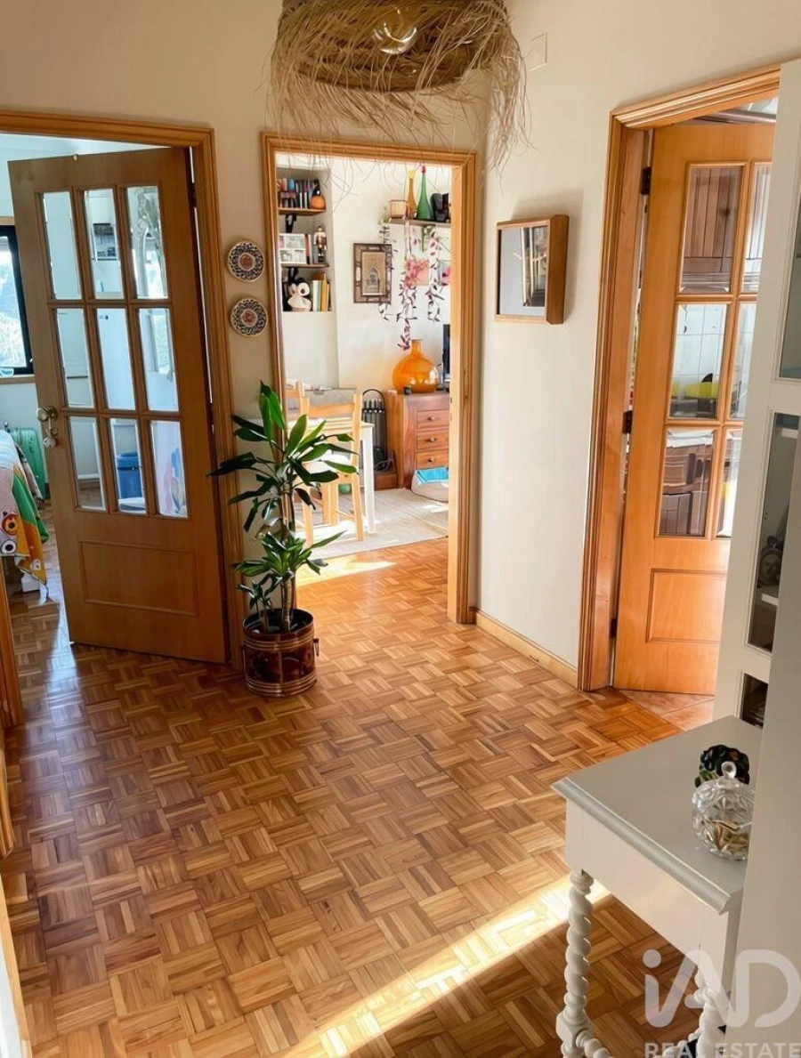 Apartamento T2 para Venda em Arcozelo Foto 4