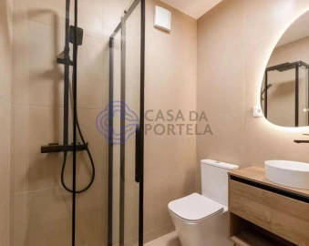 Apartamento T4 para Venda em Ramalde