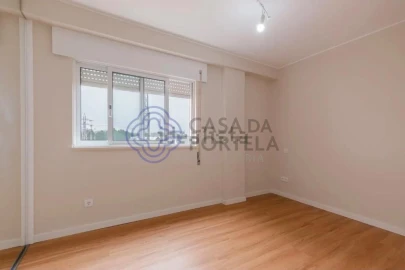 Apartamento T4 para Venda em Ramalde