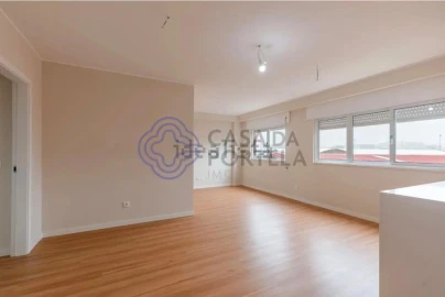 Apartamento T4 para Venda em Ramalde