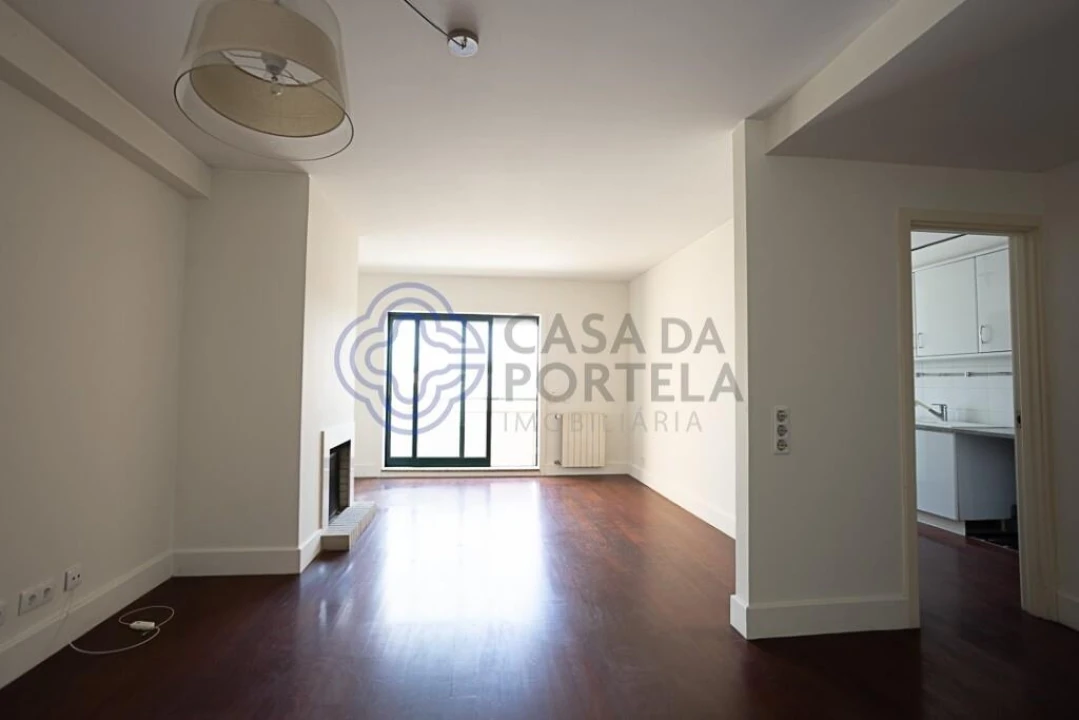 Apartamento T1 para Venda em Ramalde Foto 5