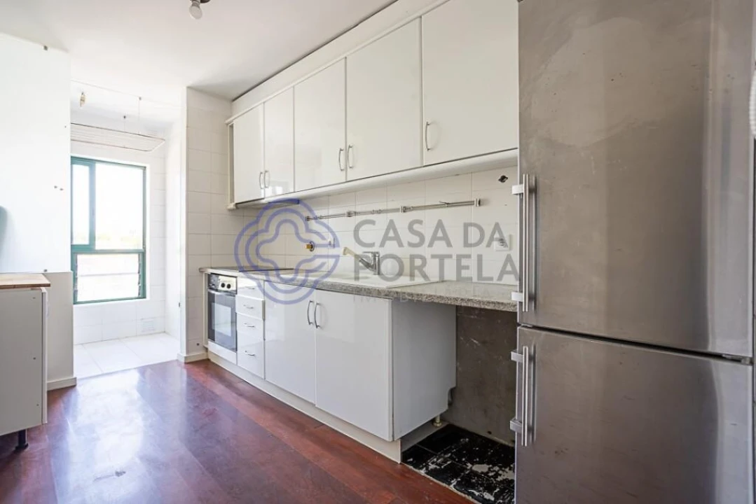 Apartamento T1 para Venda em Ramalde Foto 8