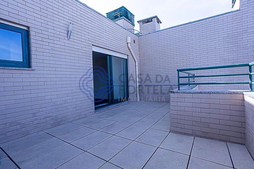 Apartamento T1 para Venda em Ramalde Foto 19