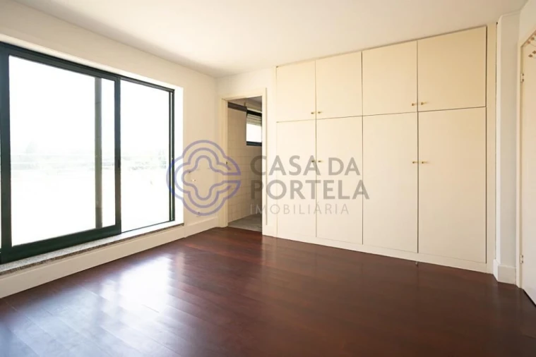Apartamento T1 para Venda em Ramalde Foto 15