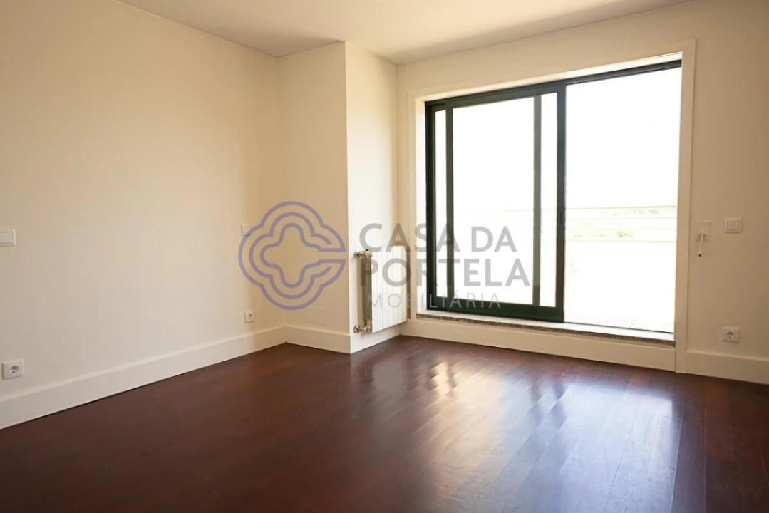 Apartamento T1 para Venda em Ramalde Foto 14