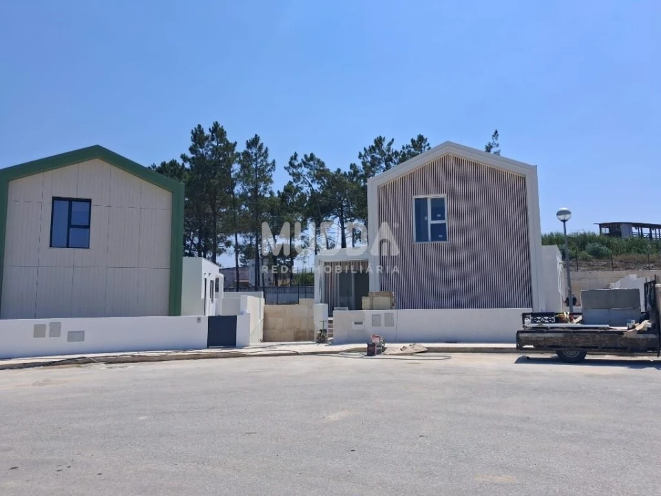 Moradia T4 para Venda em Santa Maria, São Pedro e Sobral da Lagoa Foto 52