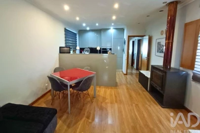 Moradia T3 para Venda em Aguada de Cima