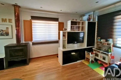 Moradia T3 para Venda em Aguada de Cima