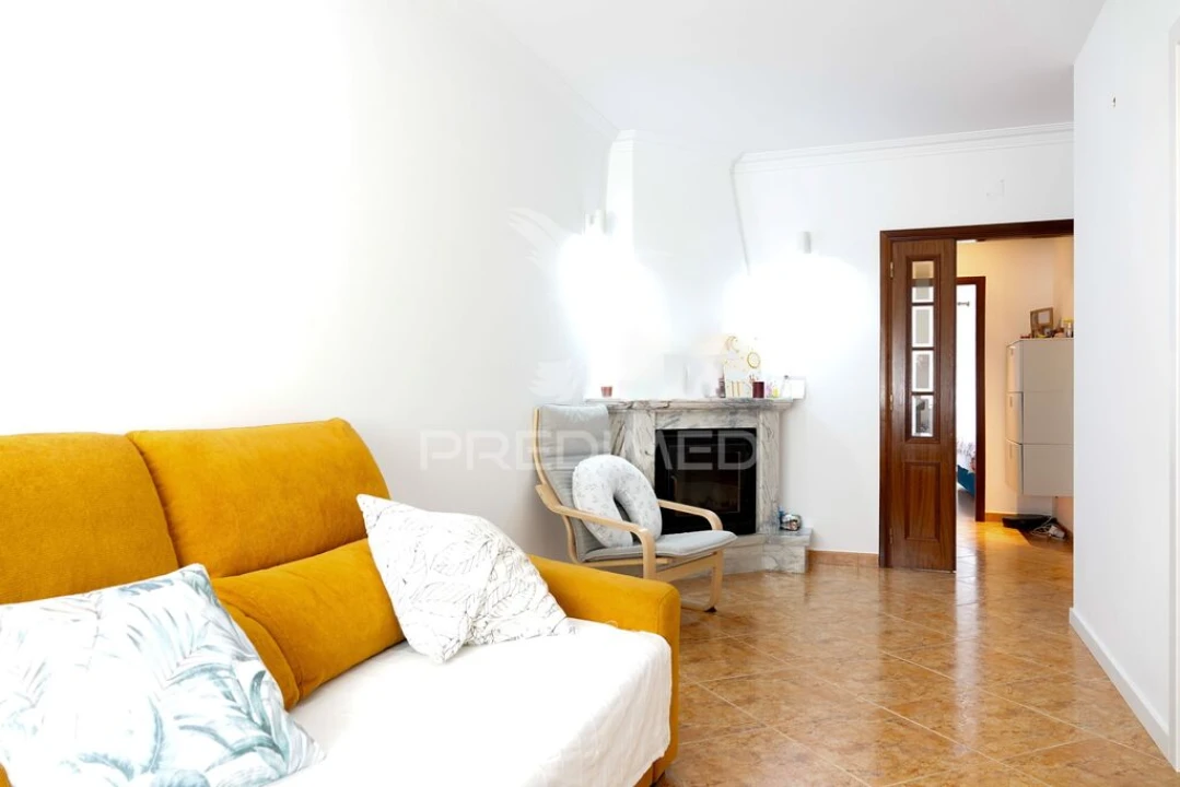 Apartamento T2 para Venda em Alhadas Foto 7
