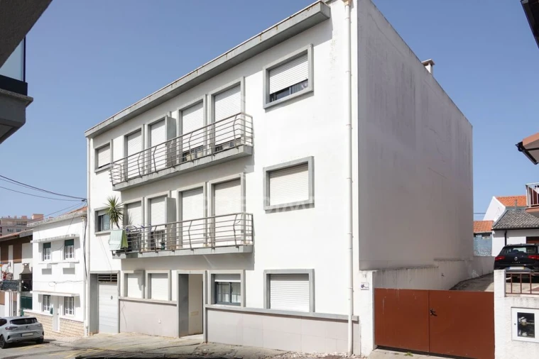 Apartamento T2 para Venda em Alhadas Foto 19