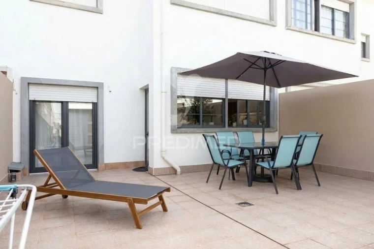 Apartamento T2 para Venda em Alhadas Foto 16