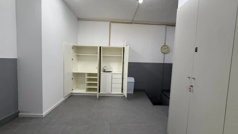 Armazém para Arrendamento em Nespereira
