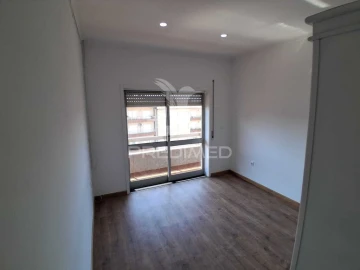 Apartamento T3 para Venda em Fânzeres e São Pedro da Cova