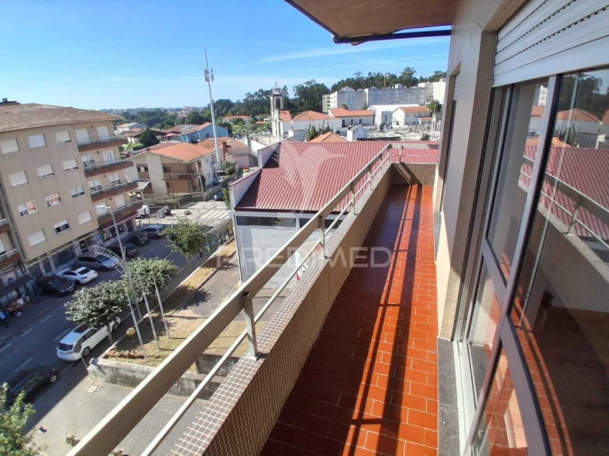 Apartamento T3 para Venda em Fânzeres e São Pedro da Cova Foto 17