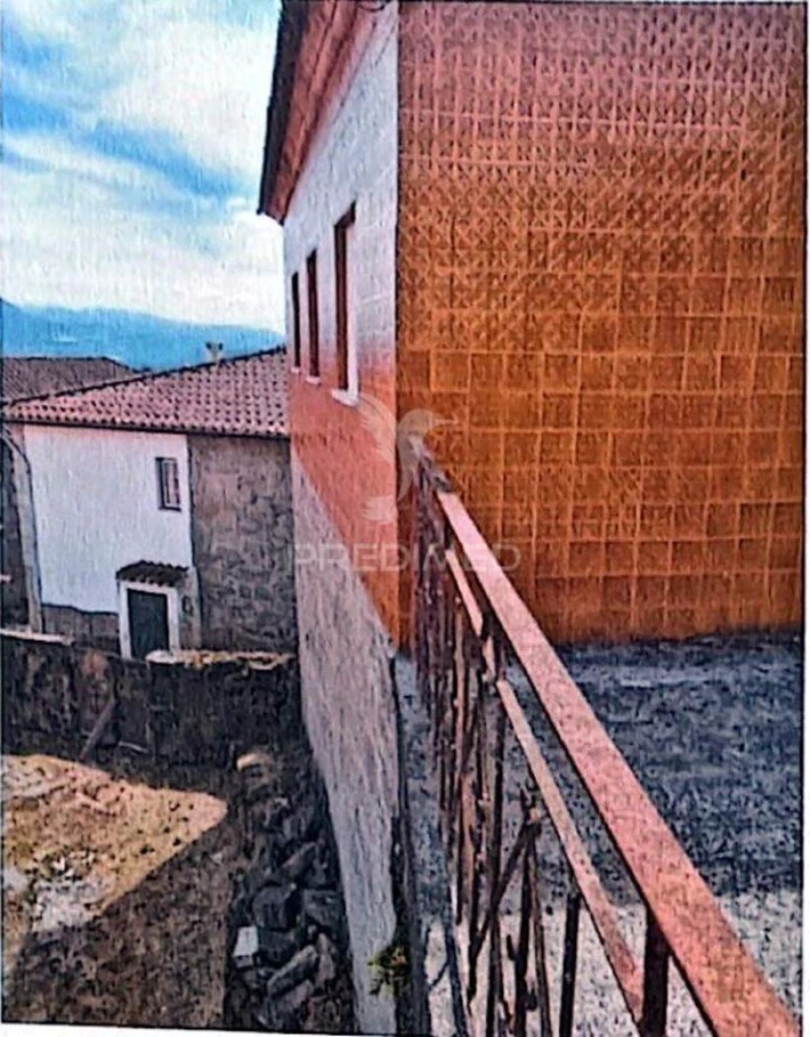 Quinta T4 para Venda em Pedraça Foto 13