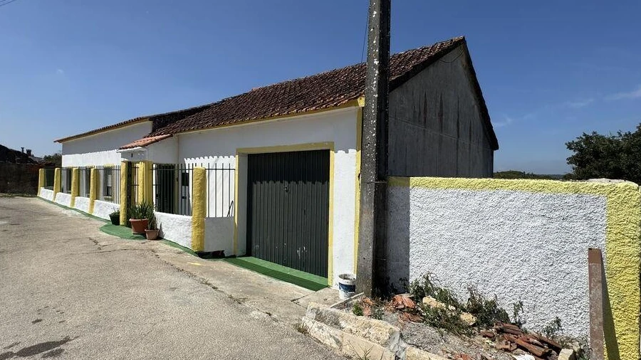 Moradia T3 para Venda em Madalena e Beselga