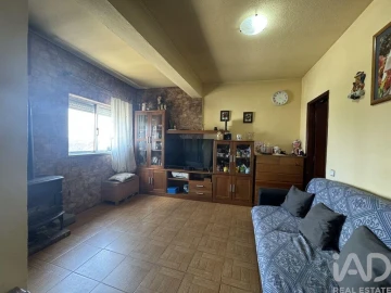 Moradia T3 para Venda em Olalhas