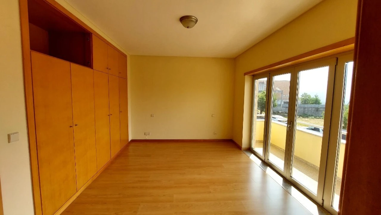 Moradia T3 para Venda em Amares e Figueiredo Foto 12