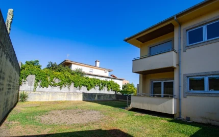 Moradia T3 para Venda em Amares e Figueiredo