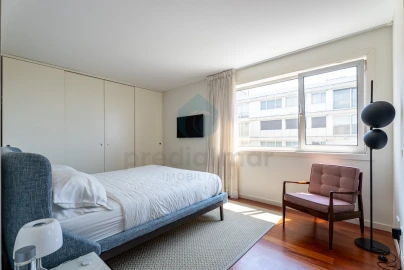 Apartamento T4 para Venda em Matosinhos e Leça da Palmeira