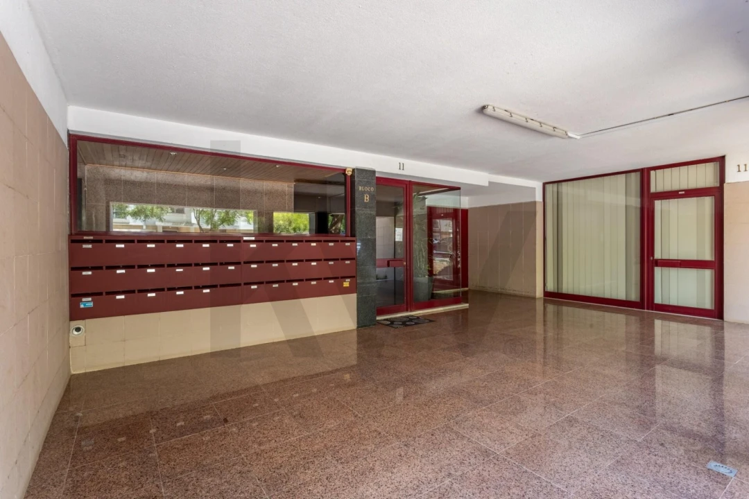 Apartamento T2 para Arrendamento em São Domingos de Benfica Foto 22