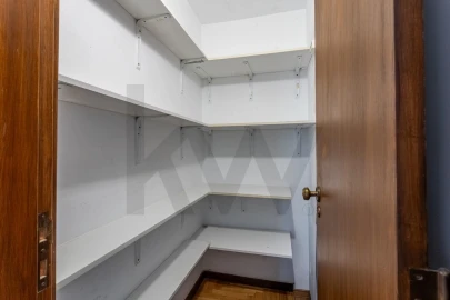 Apartamento T2 para Arrendamento em São Domingos de Benfica