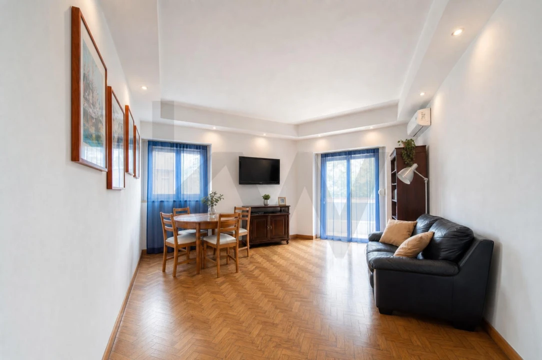 Apartamento T2 para Venda em Alvalade Foto 15