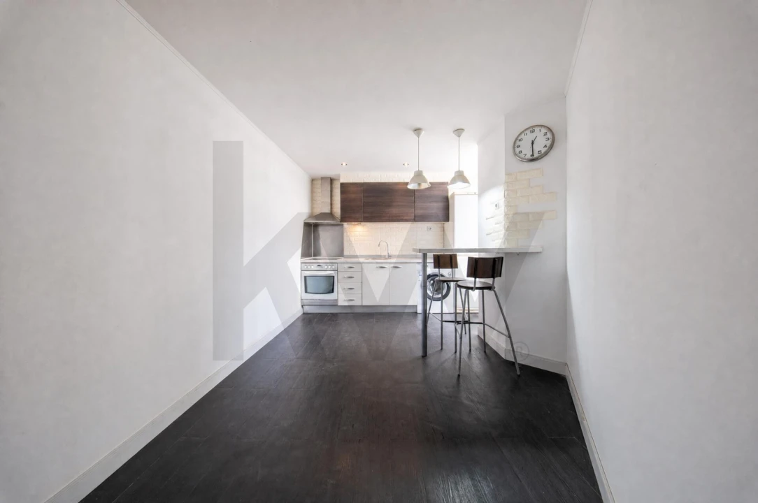 Apartamento T2 para Venda em Alvalade Foto 9