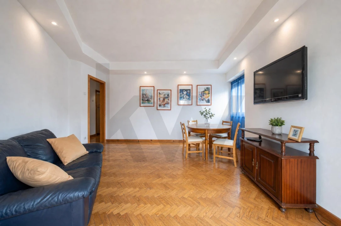 Apartamento T2 para Venda em Alvalade Foto 13