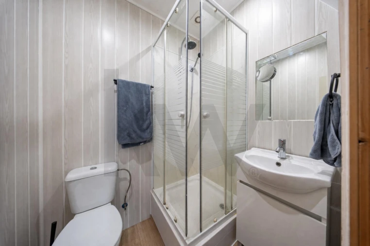 Apartamento T2 para Venda em Alvalade Foto 3