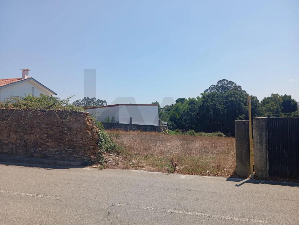 Terreno para Venda em Ovar, São João, Arada e São Vicente de Pereira Jusã Foto 1