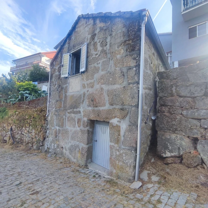 Moradia para Venda em Ferreiros de Tendais Foto 3