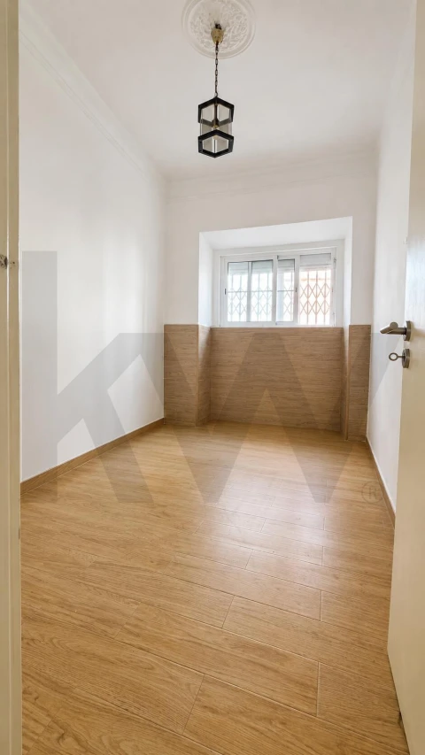 Apartamento T2 para Arrendamento em Beato