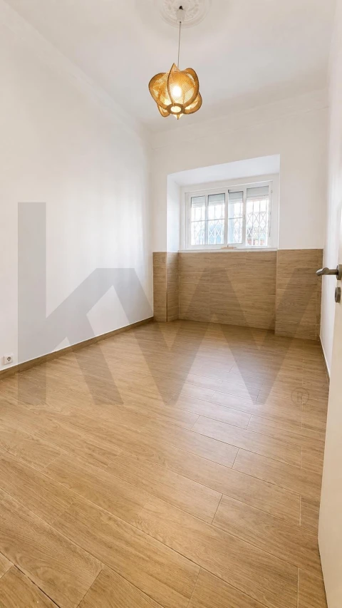 Apartamento T2 para Arrendamento em Beato