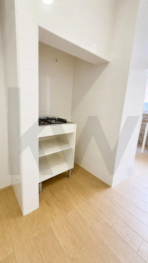 Apartamento T2 para Arrendamento em Beato