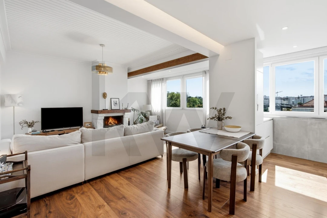 Apartamento T3 para Arrendamento em Benfica Foto 1