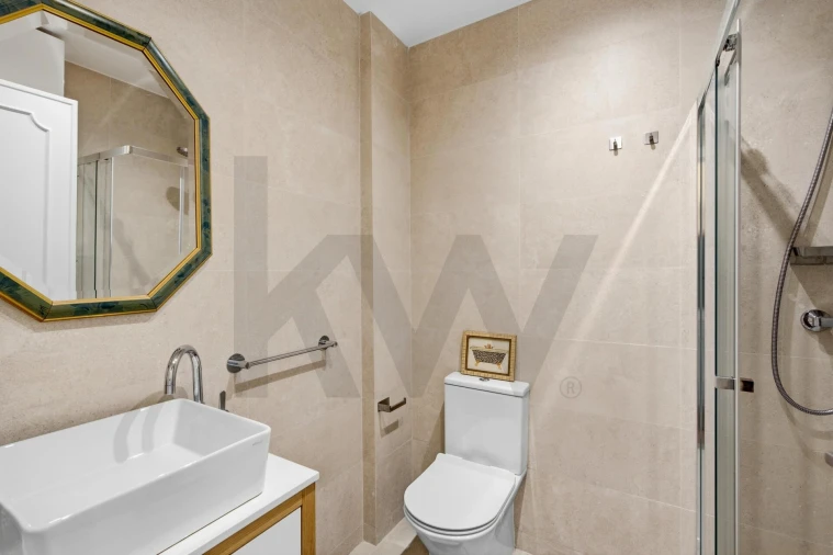 Apartamento T3 para Arrendamento em Benfica Foto 10