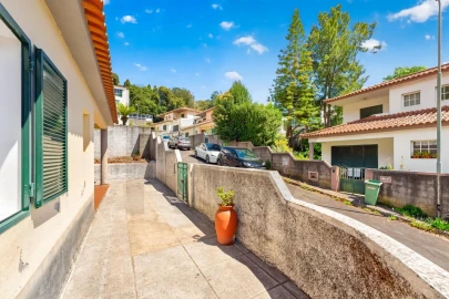Moradia T3 para Venda em Camacha