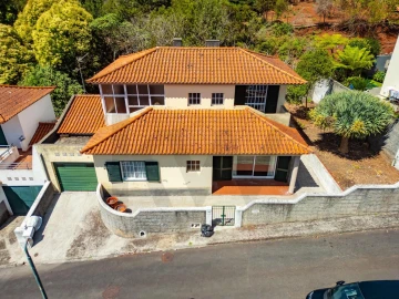 Moradia T3 para Venda em Camacha