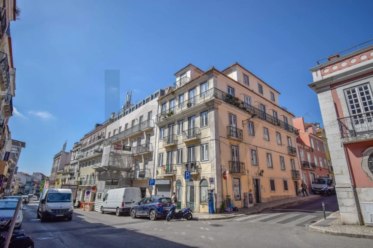 Apartamento T3 para Venda em Campo de Ourique Foto 27