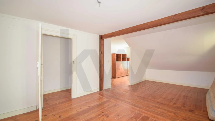 Apartamento T3 para Venda em Campo de Ourique