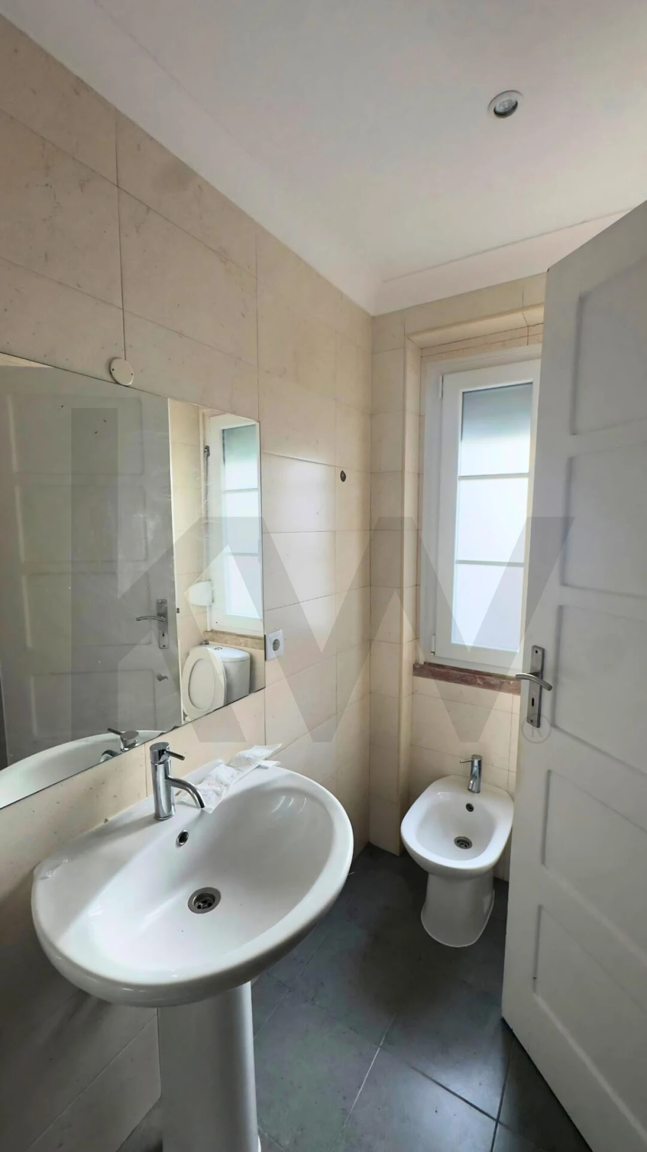 Apartamento T2 para Arrendamento em Avenidas Novas Foto 5